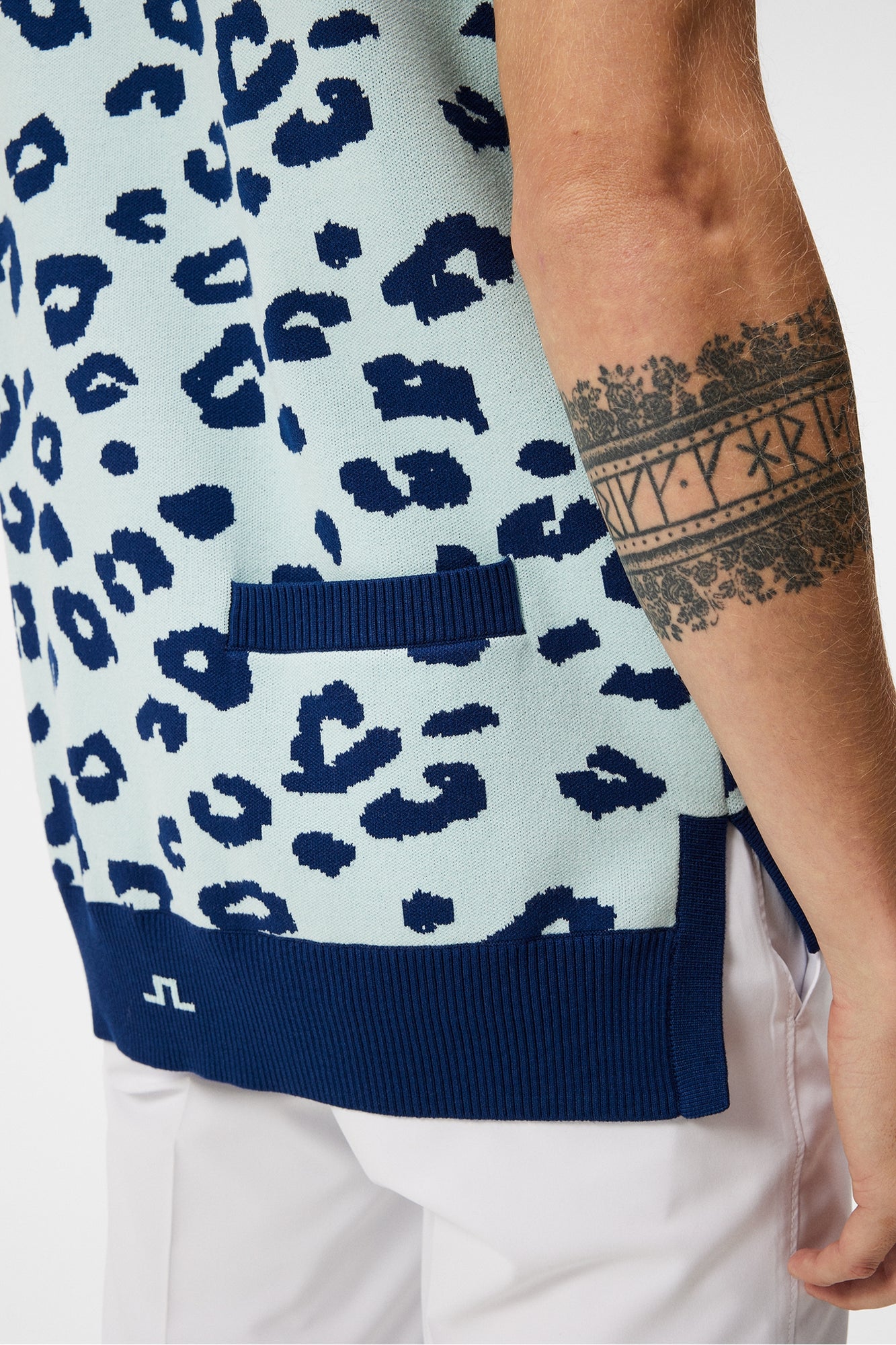 Men | Elian Knitted Vest | Savanna Spa Retreat