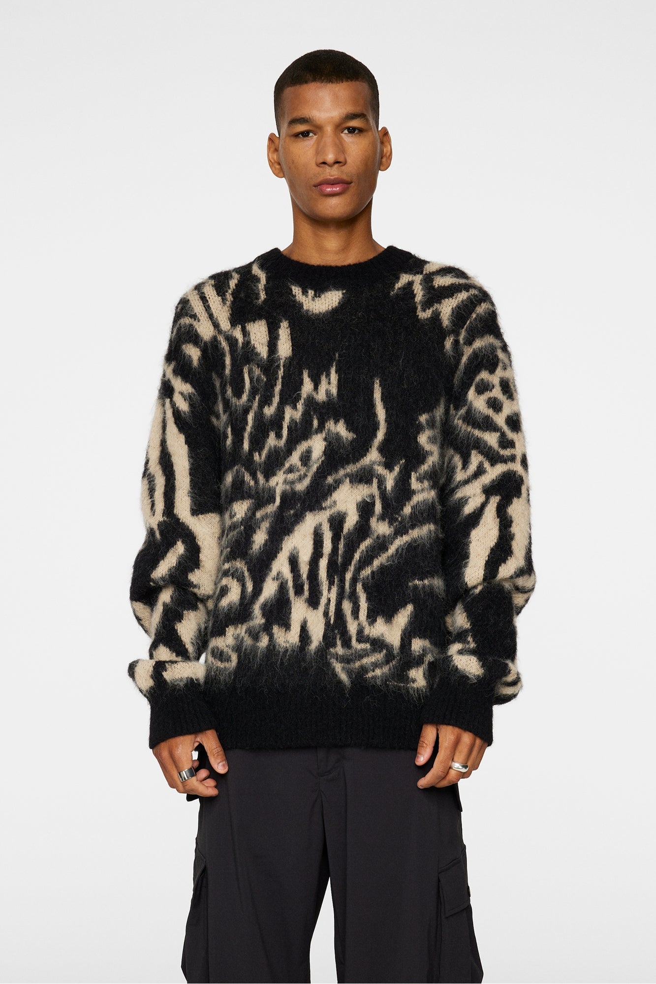 Men | Falkor Jacquard Knit Sweater | Black