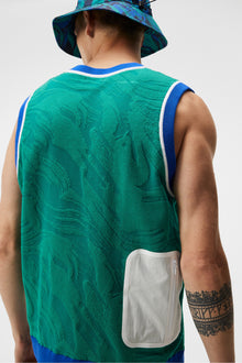 Men | Finely Knitted Vest | Proud Peacock