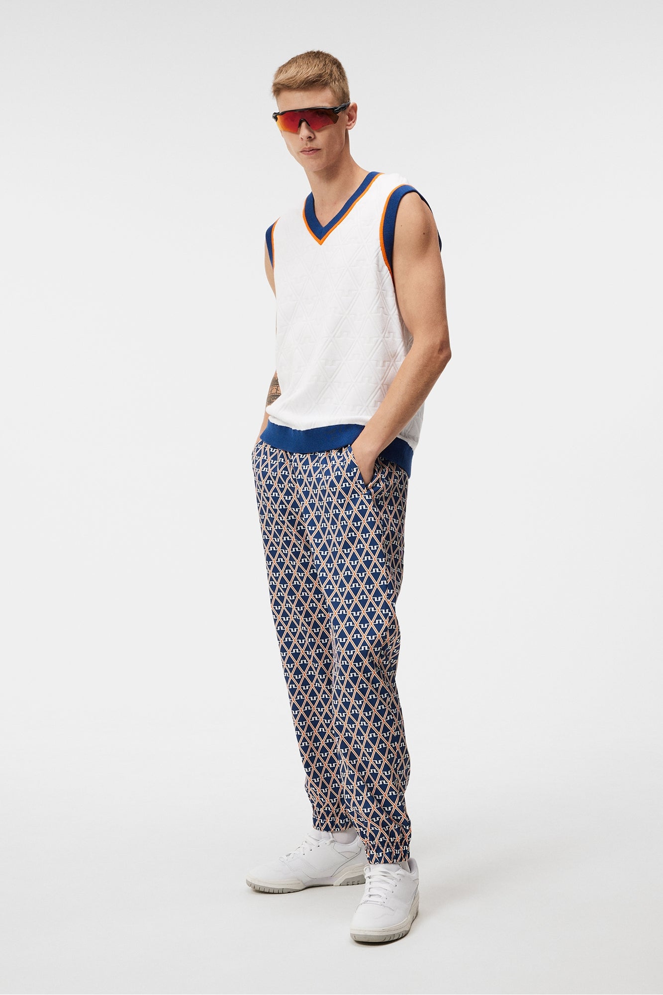 Men | Finely Knitted Vest | White