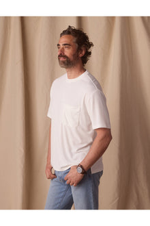 Men | Laidback Tee | White