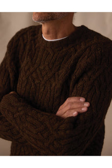 Men | Trellis Cable Pullover | Dark Brown