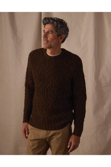 Men | Trellis Cable Pullover | Dark Brown