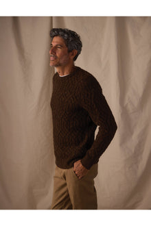 Men | Trellis Cable Pullover | Dark Brown