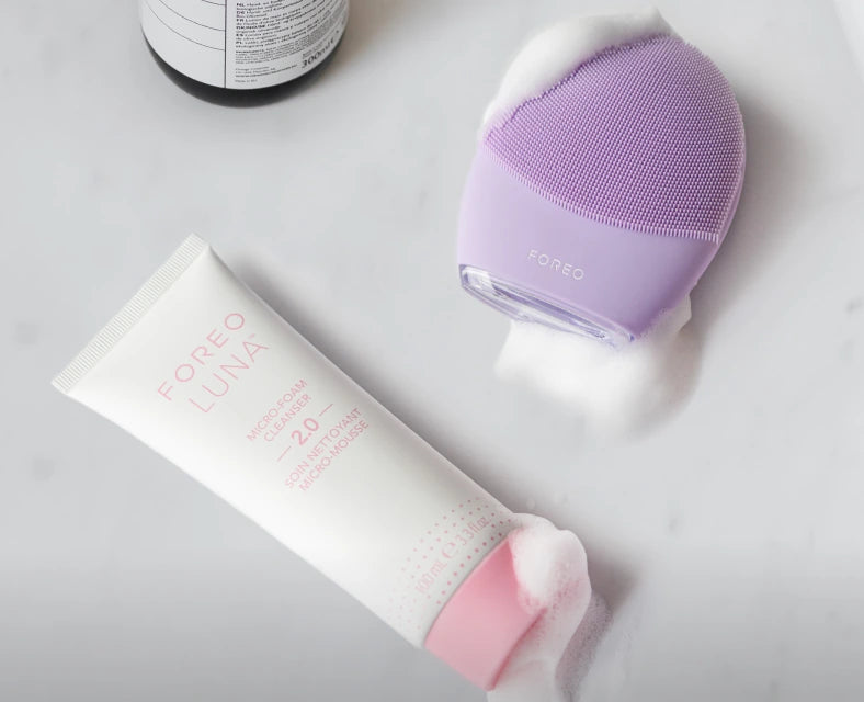LUNA Micro-Foam Cleanser 2.0 | White/Pink