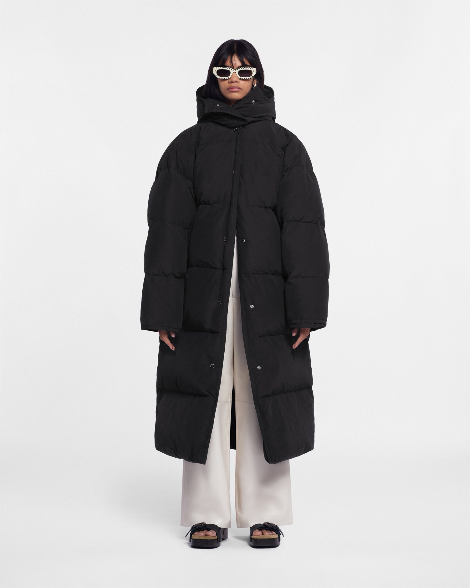 Unisex | Riva Tech Poplin Puffer Coat | Off Black