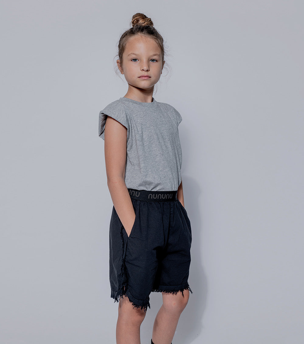 Kid | Airy Ruffled Shorts | Black