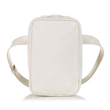 Louis Vuitton Pre-Owned Monogram Taurillon Utility Side | Women | White (V2)