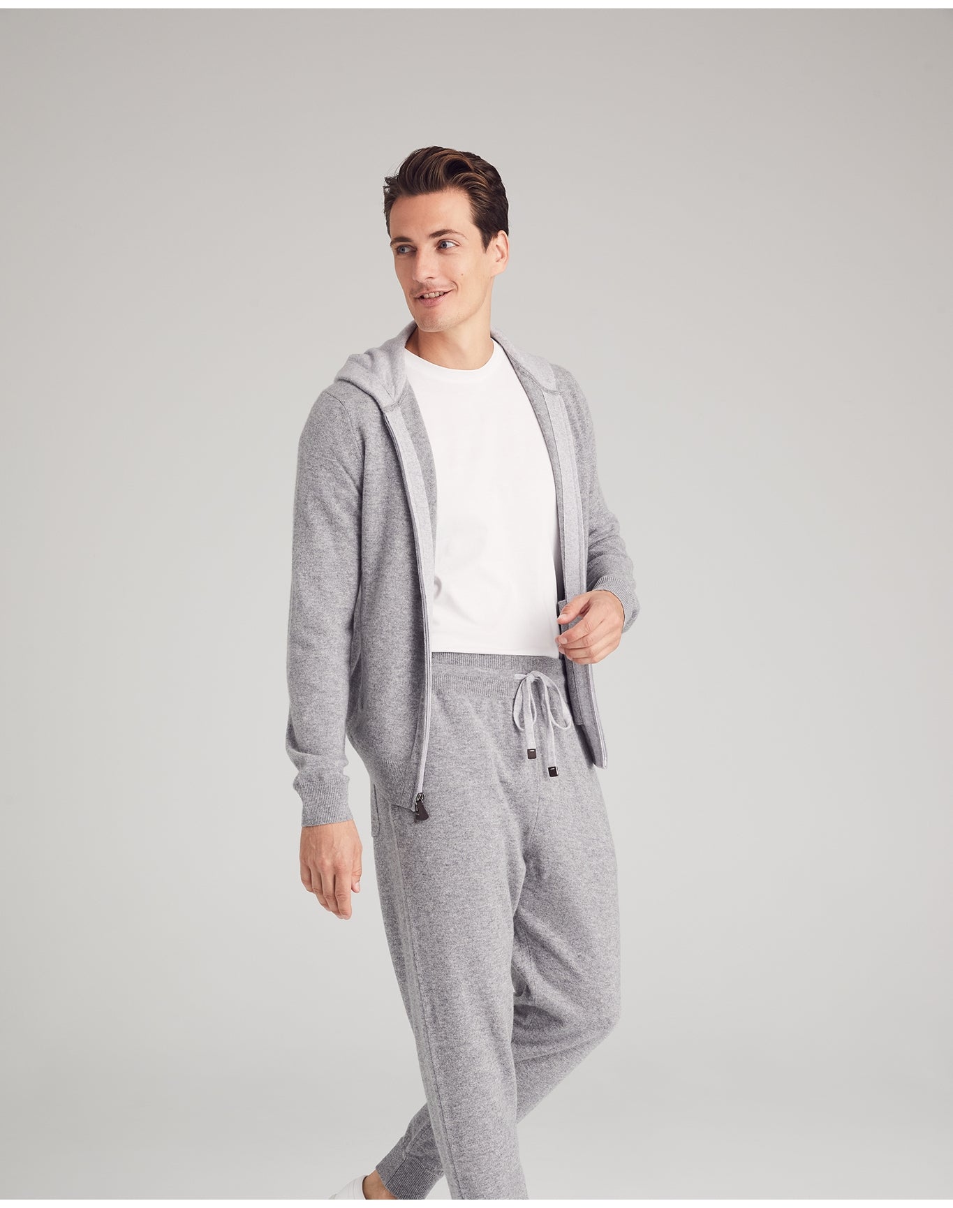 Nomad1942 | Men | Stuyvesant Zip Cashmere Hoodie | Drizzle