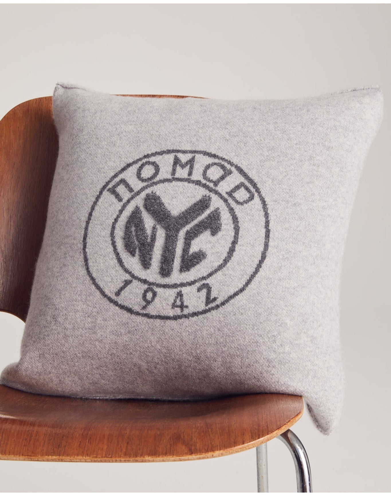 Nomad1942 | Unisex | Yorkville Pillow | Fog