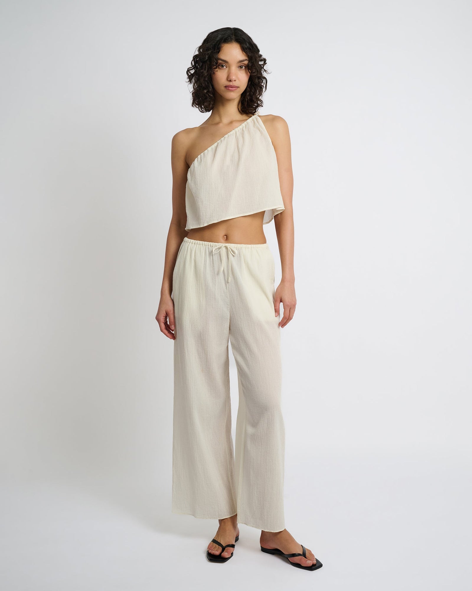 Womens | Crinkle Gauze One-shoulder Top | Egret