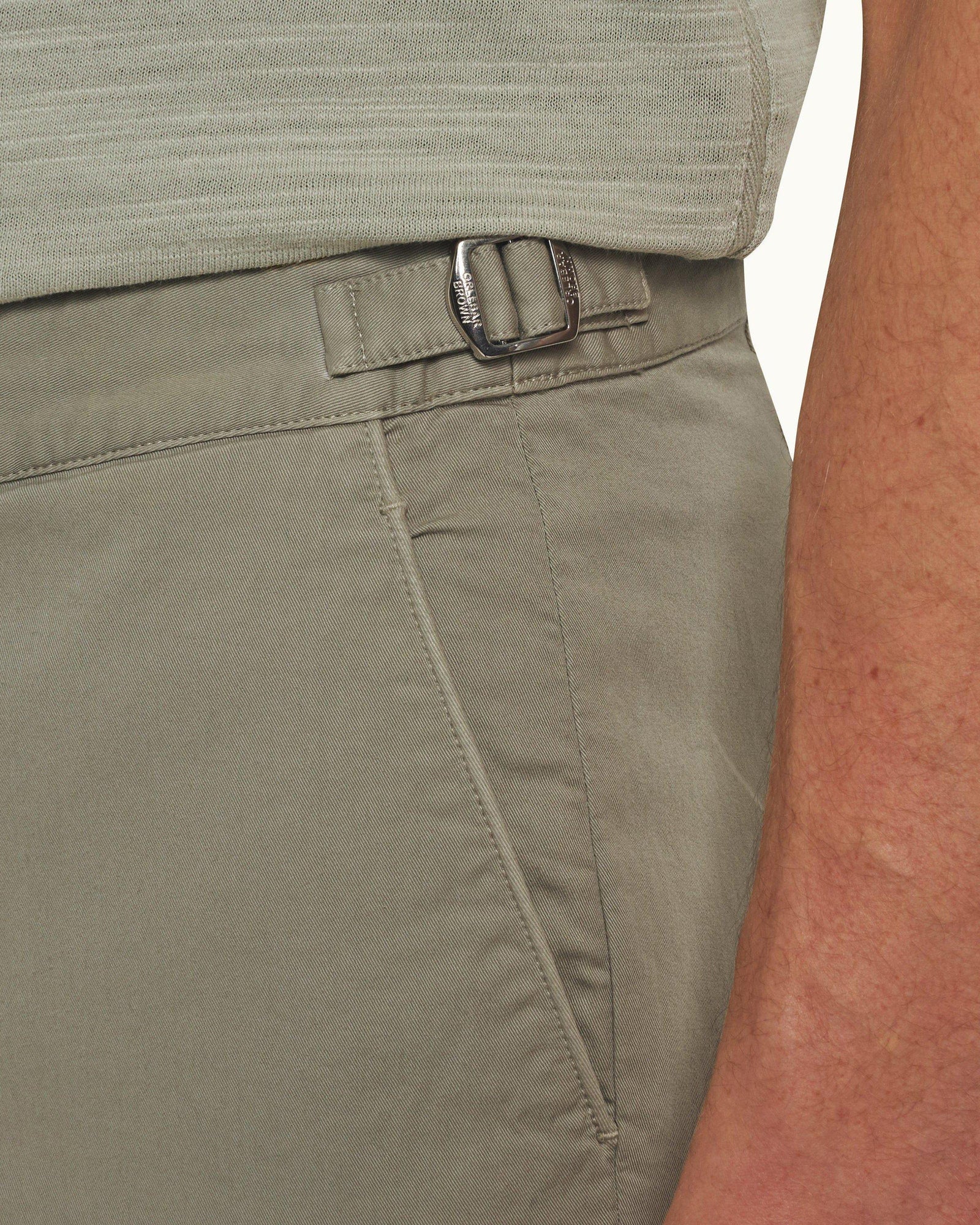 Cliff Grey Mid-Length Cotton Twill Shorts | Cliff Grey