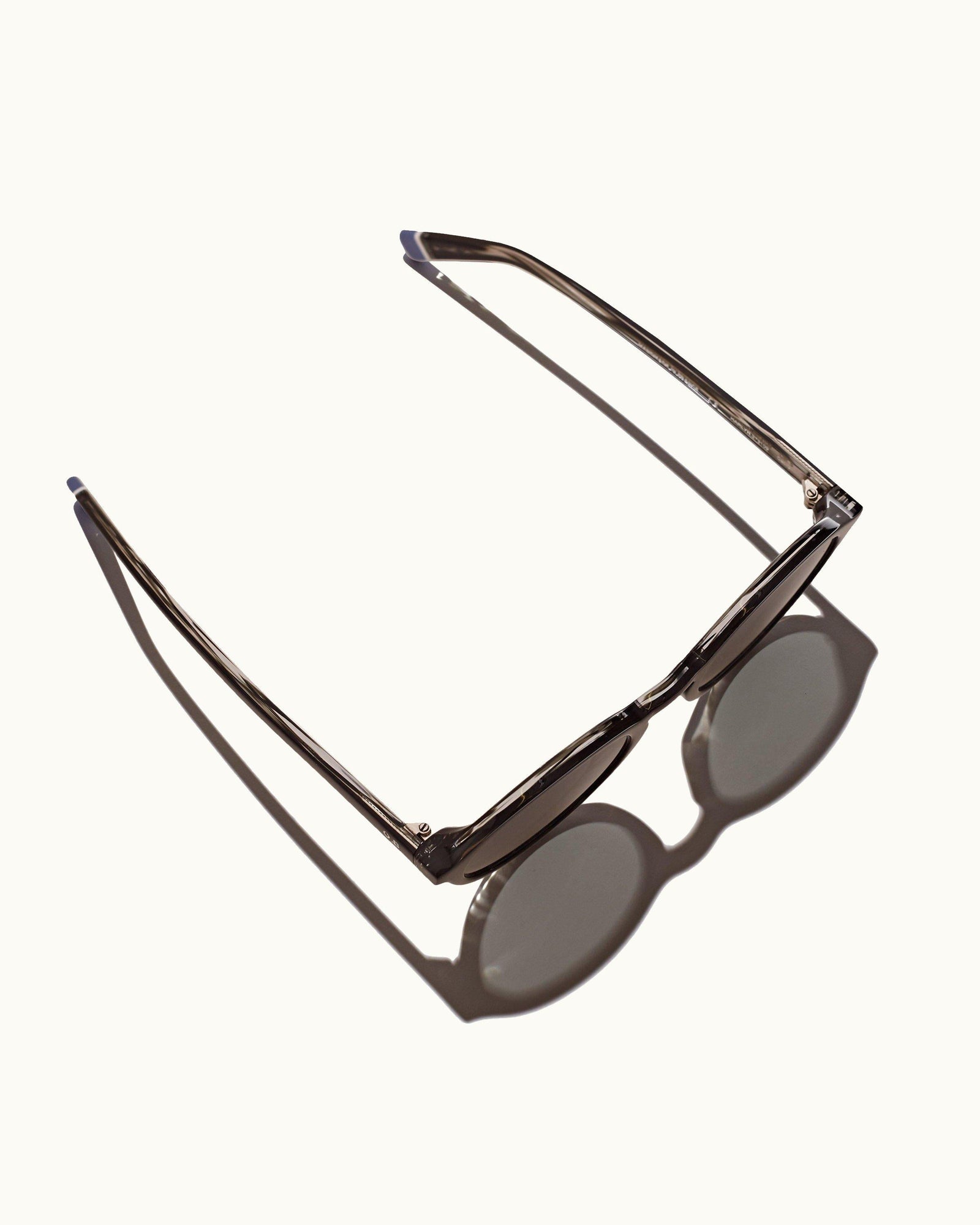 Harlyn Black Round Sunglasses | Black