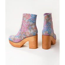 Paz Clog Boot | Brocade