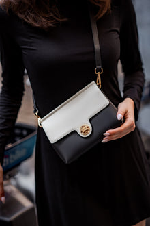 Color - Black Vanilla