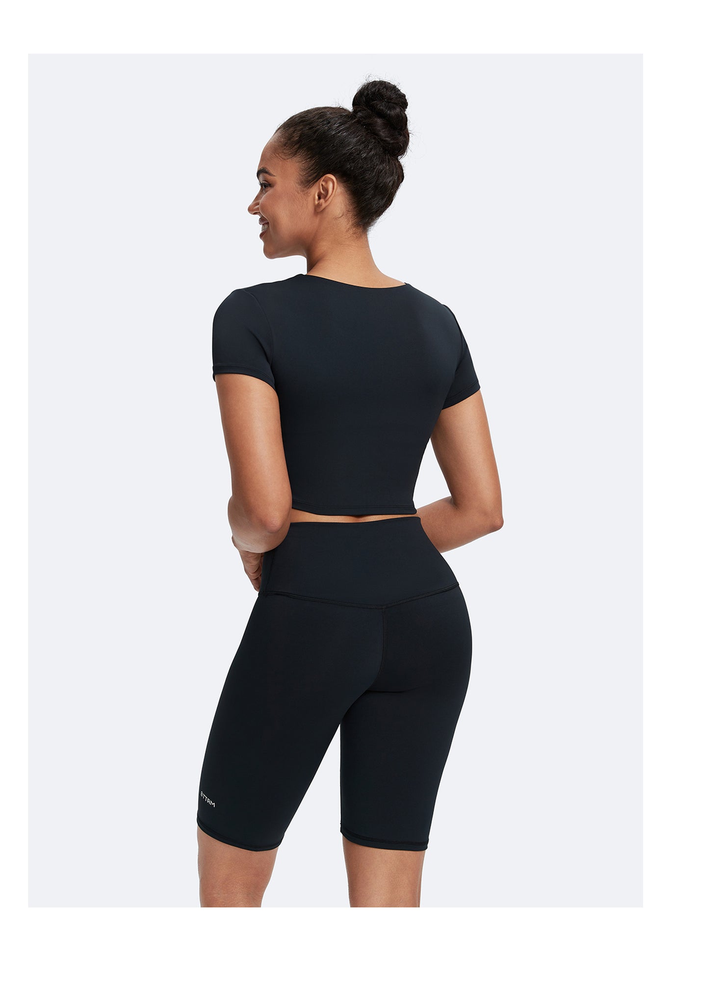 Round Neck Crop Top | Black