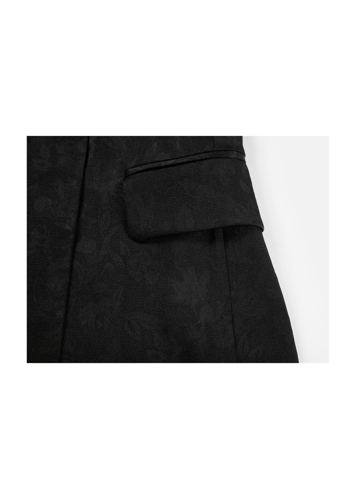 Silk Relaxed-Fit Blazer | Black