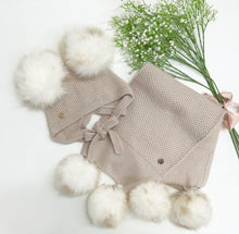 Unisex | Honeycomb Cashmere Bonnet with White Print Poms | Beige