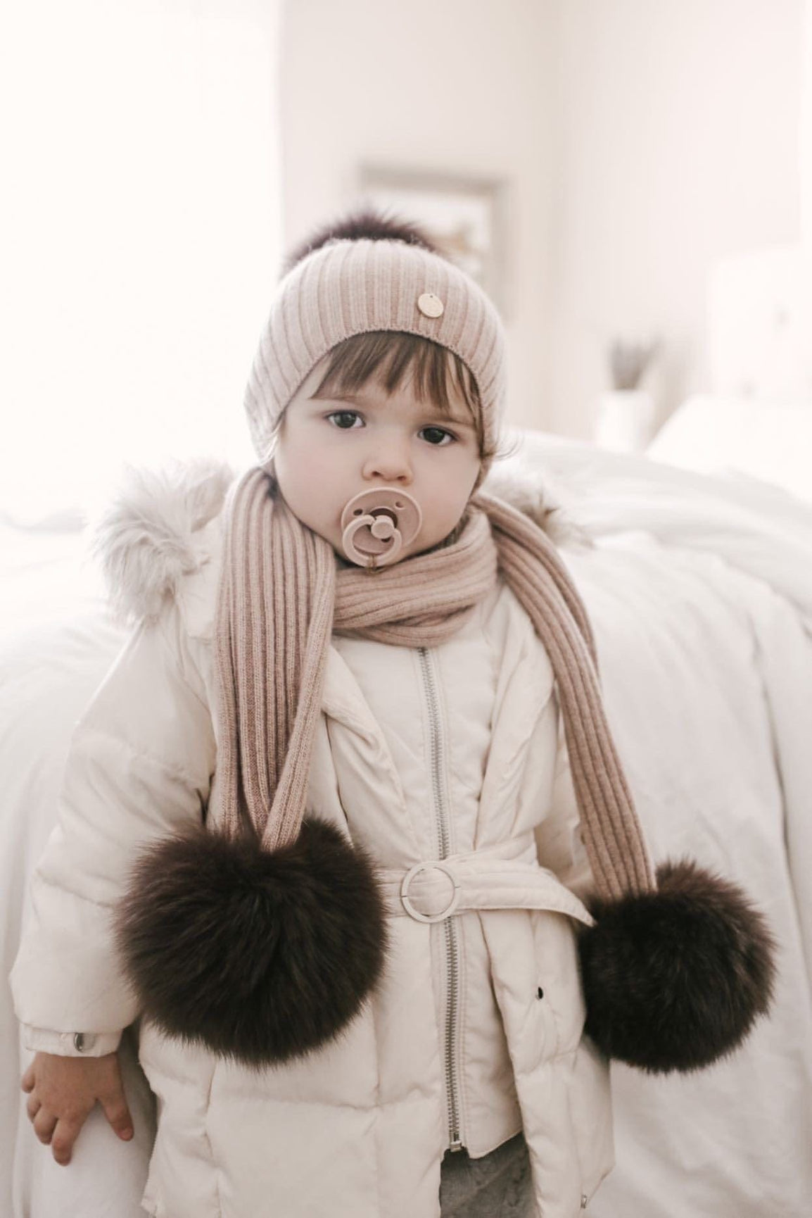 Unisex | Misha Ribbed Angora Hat Fur Pom | Beige x Brown