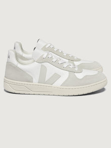 Veja | V-10 | White Natural Pierre