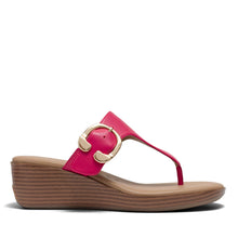 Izola Sandal Wedge | Magenta Faux Nappa