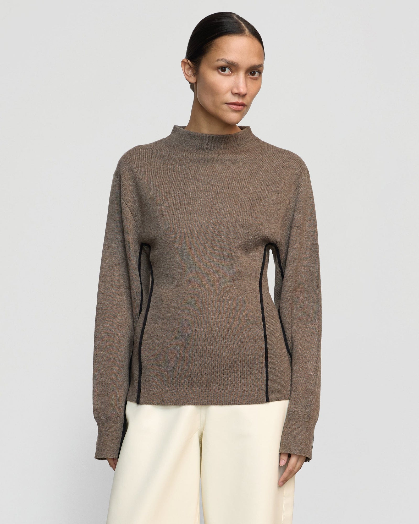 Charlotte | Clarice Contrast-Piping Sweater in Size Small