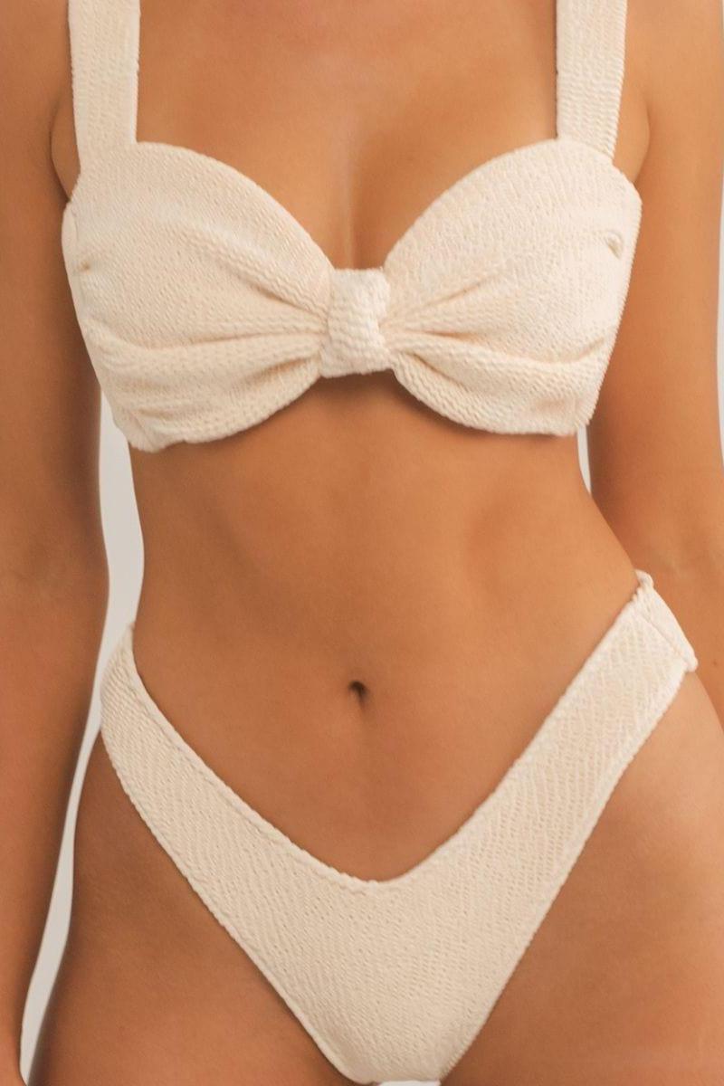 Lulu Zig Zag Stitch Bikini Bottom | Crema Scrunch