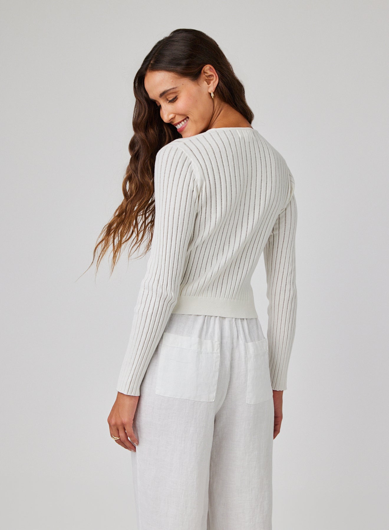Fitted V-Neck Cardigan | White