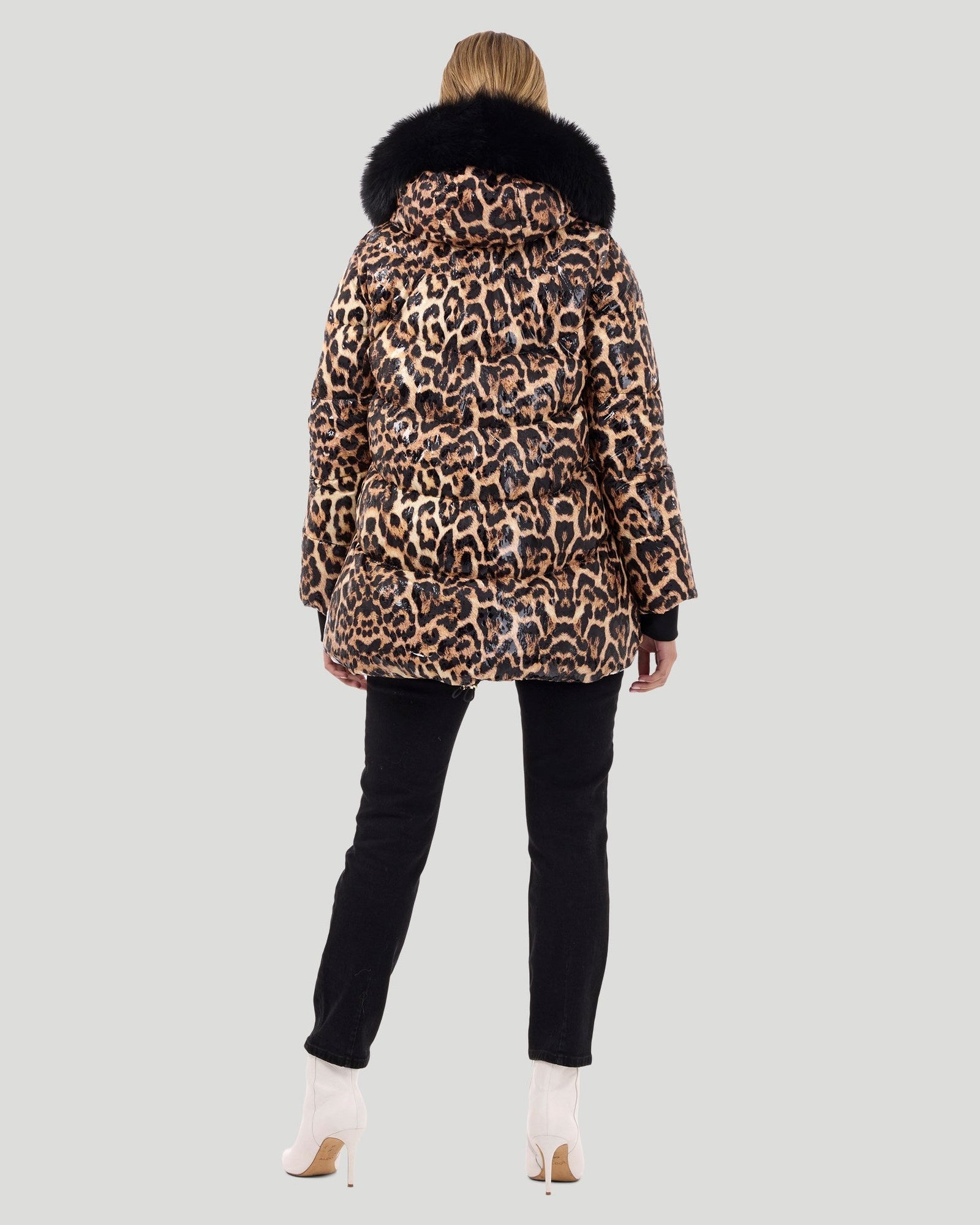 Après-Ski Jacket With Detachable Toscana Shearling Lamb Hood Trim | Women | Brown Leopard x Black