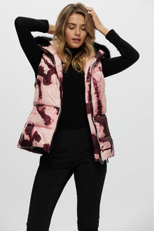 Après-Ski Vest With Detachable Toscana Shearling Lamb Hood Trim | Women | Burgundy Abstract x Black (V1)