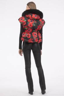 Après-Ski Vest With Detachable Toscana Shearling Lamb Hood Trim | Women | Black Poppy x Black (V2)