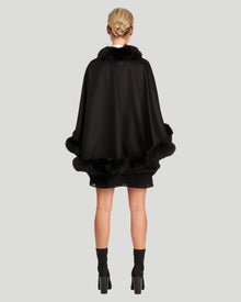 Cashmere Caplet With Fox Trim | Women | Black