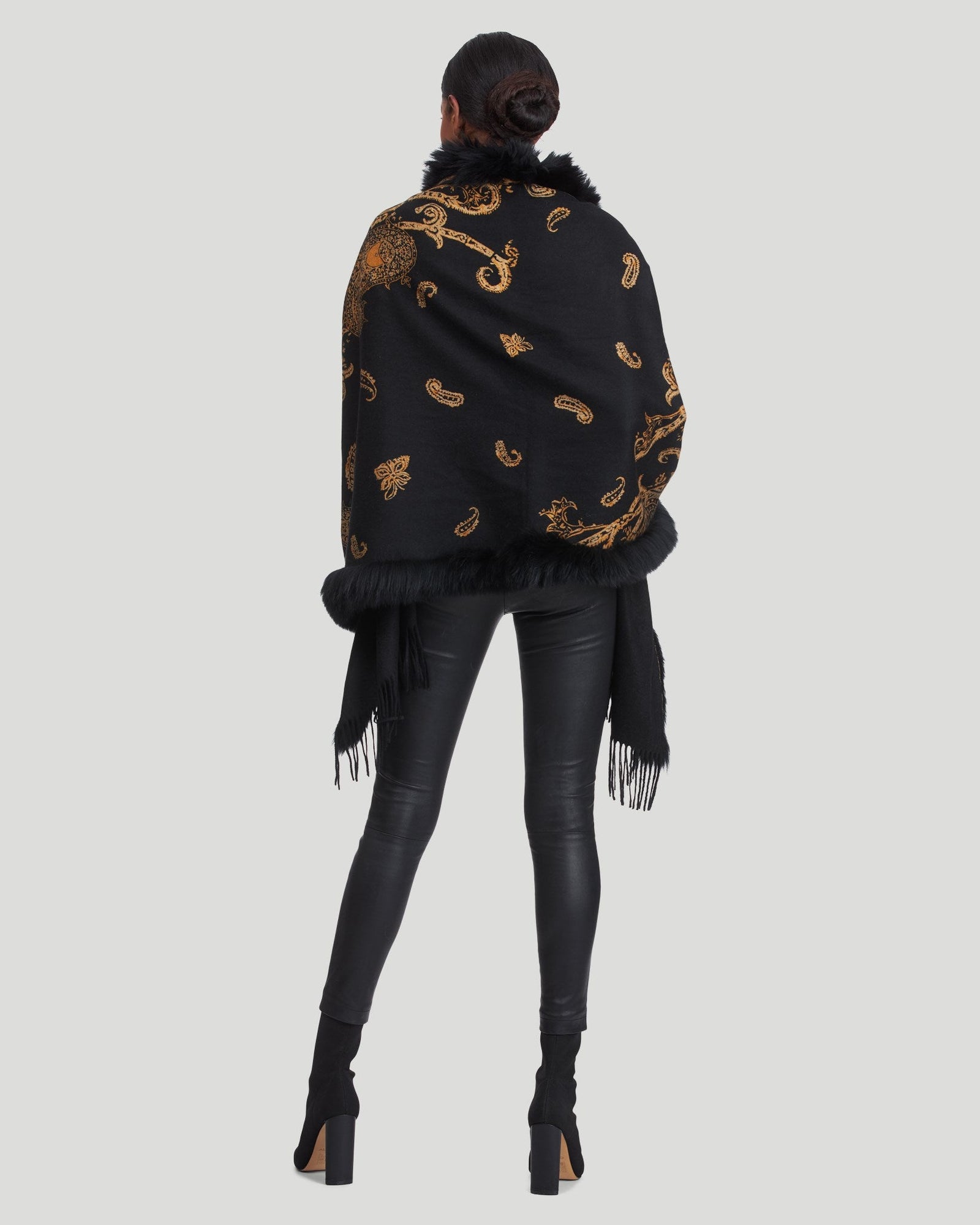 Cashmere Stole With Fox Top And Bottom | Women | Black Gold Paisley