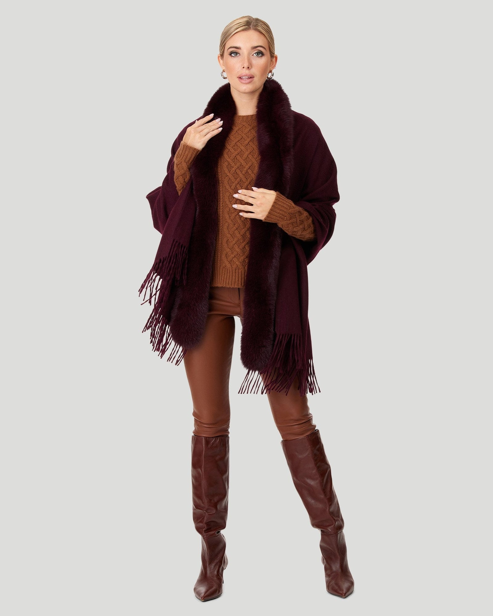 Cashmere Stole With Fox Trim | Women | Wine