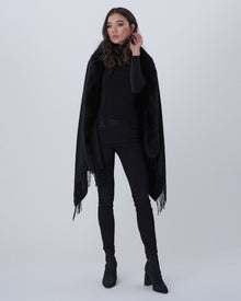 Cashmere Stole With Fox Trim | Women | Black