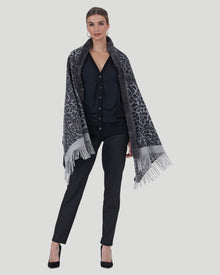 Double Face Cashmere Stole With Re Rabbit Square Top And Bottom | Women | Gray Snow Leopard x Animal Print