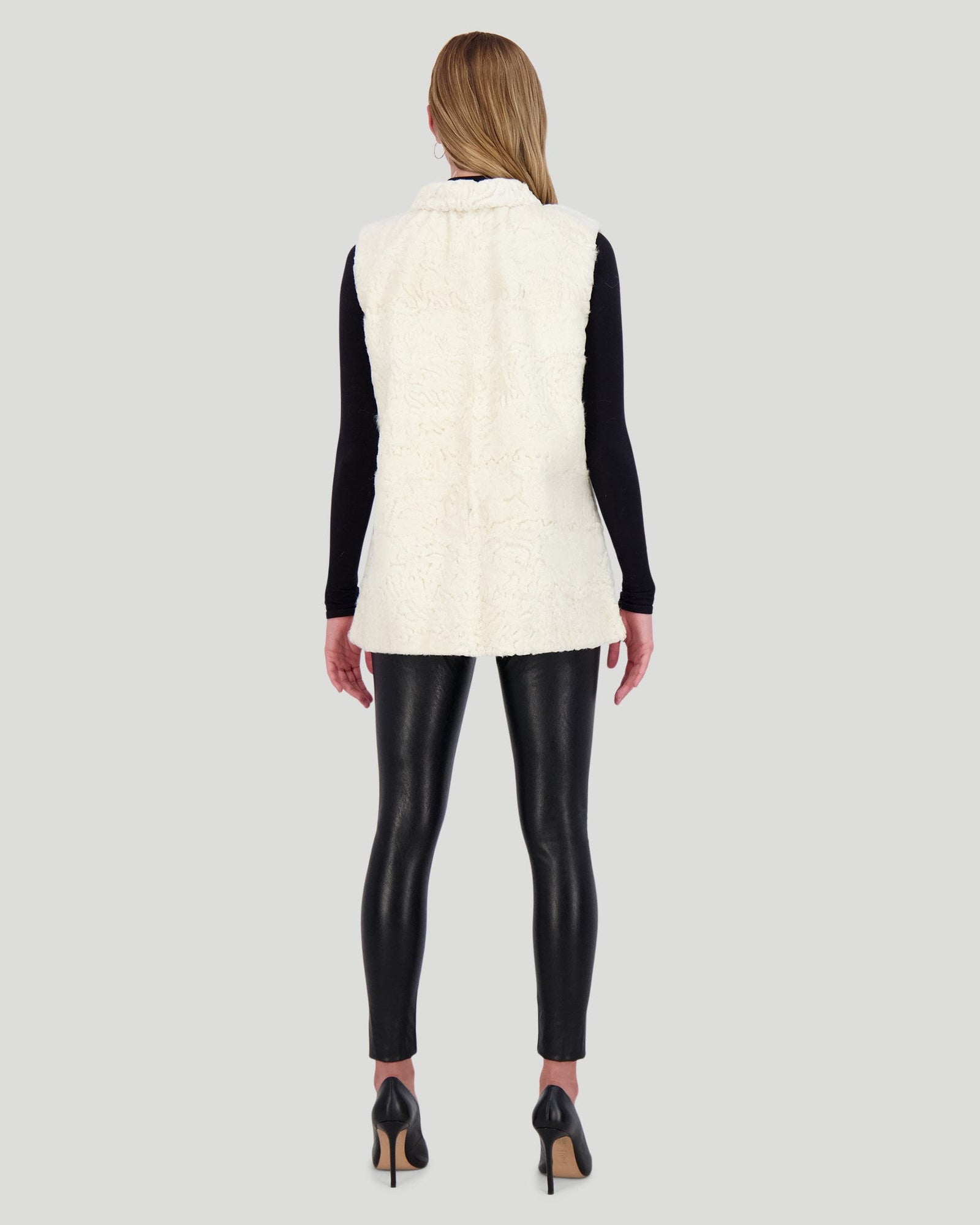 Horizontal Lamb Vest | Women | Beige