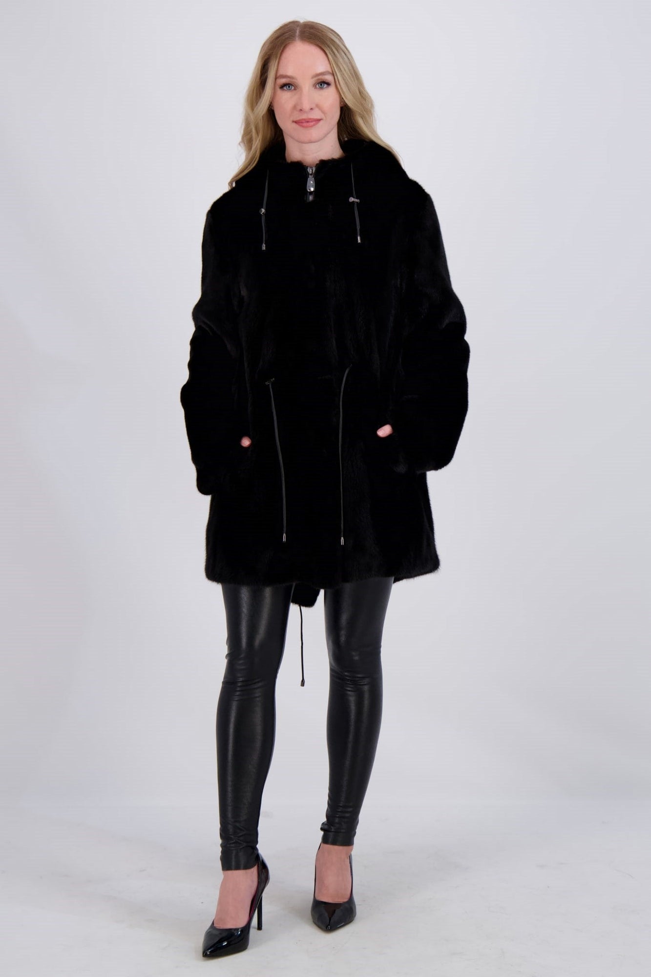 Mink Parka | Women | Blackglama (V1)