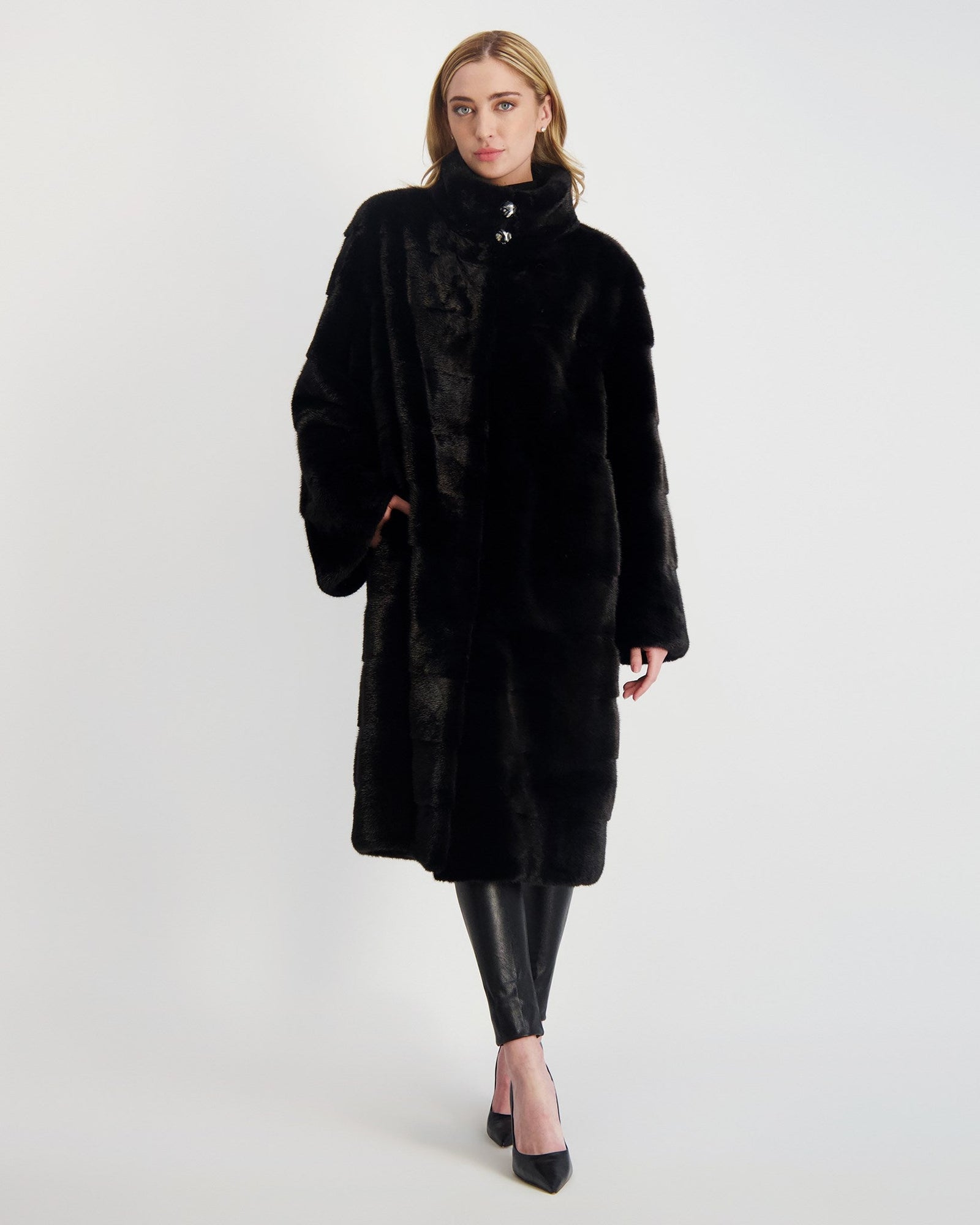 Mink Short Coat | Women | Black (V2)