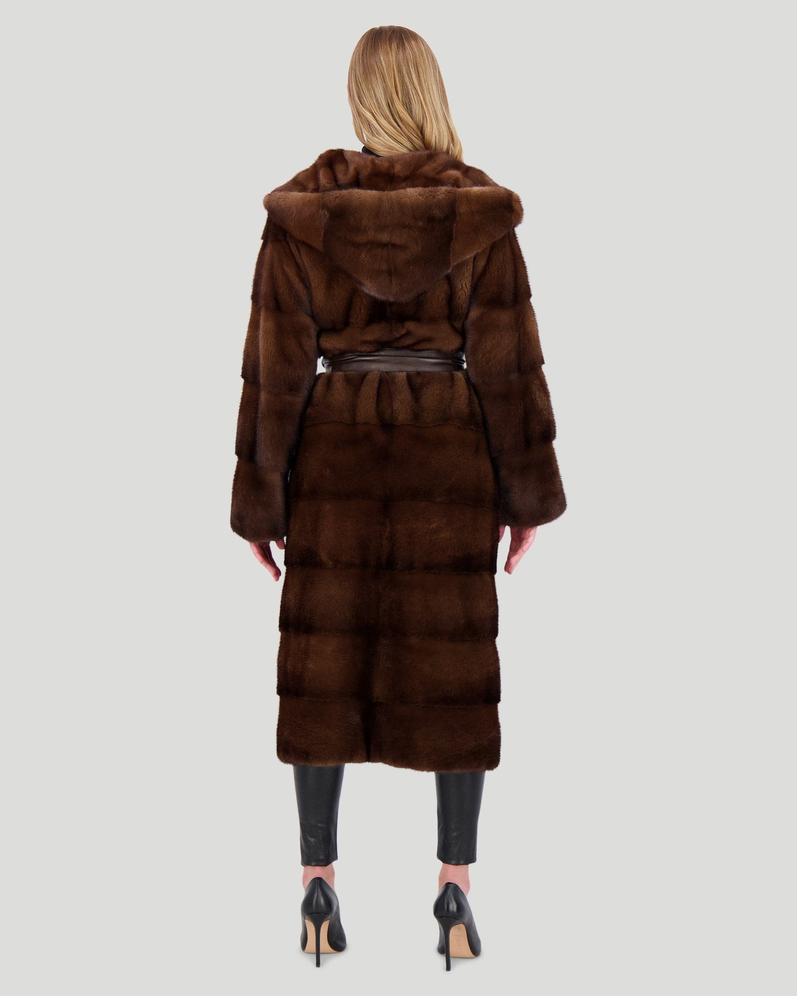 Mink Short Coat With Hood And Leather Belt | Women | Scanbrown