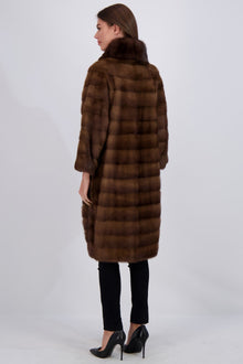 Mink Short Coat With Sable Collar | Women | Brown