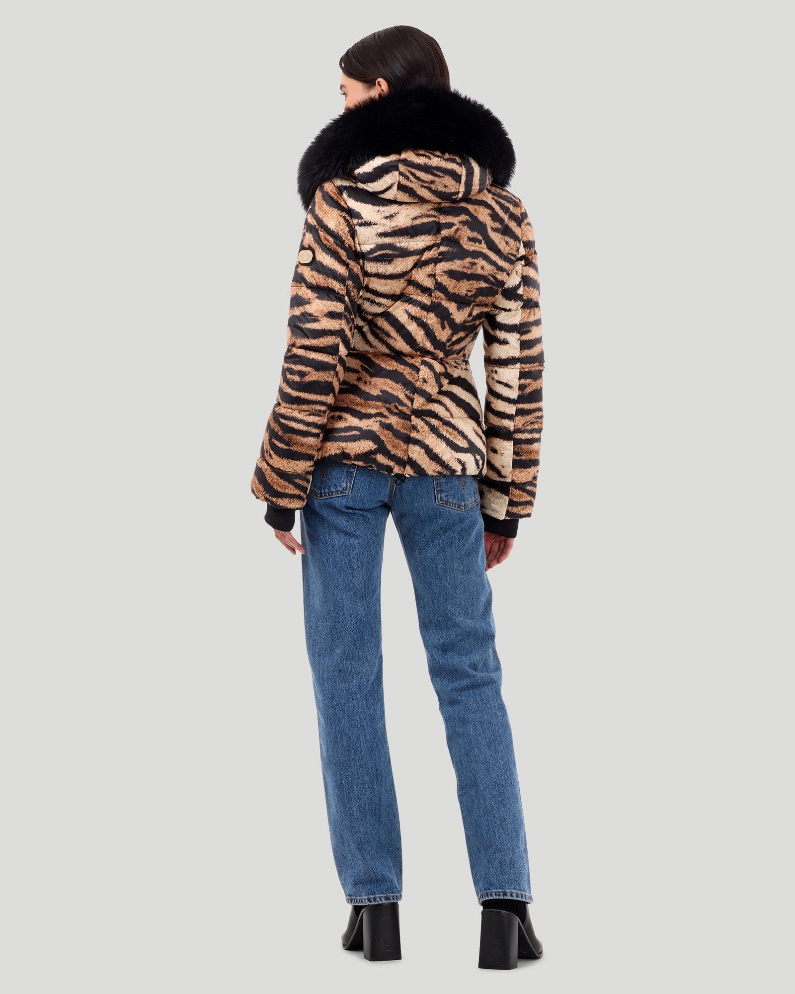 Printed Après-Ski Jacket With Detachable Toscana Shearling Lamb Hood Trim | Women | Brown Zbra x Black