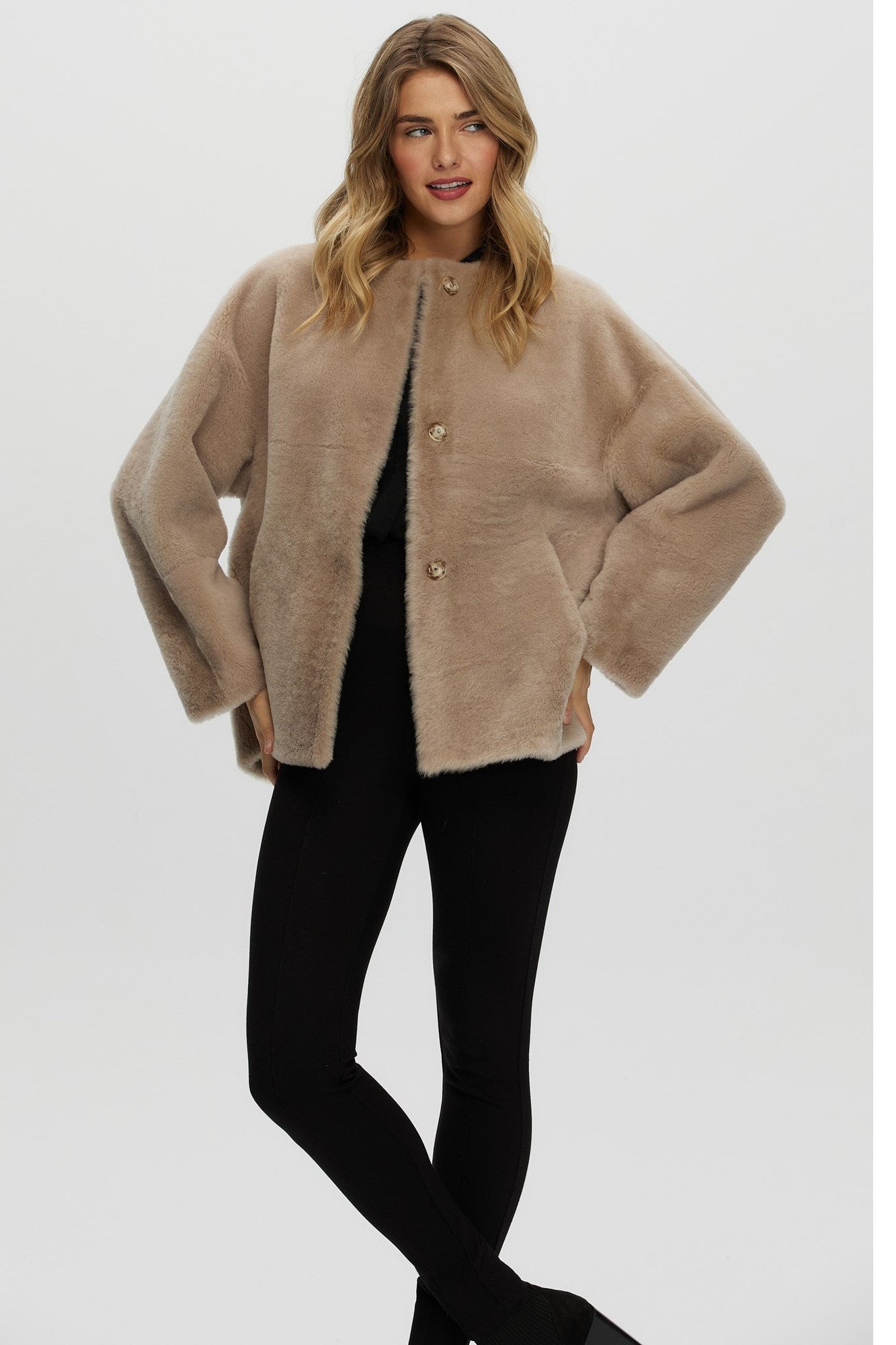 Reversible Shearling Lamb Collarless Jacket | Women | Beige