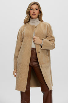 Reversible Shearling Lamb Short Coat | Women | Honey