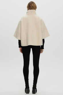 Reversible Shearling Lamb Short Sleeve Zip Cape | Women | Cream