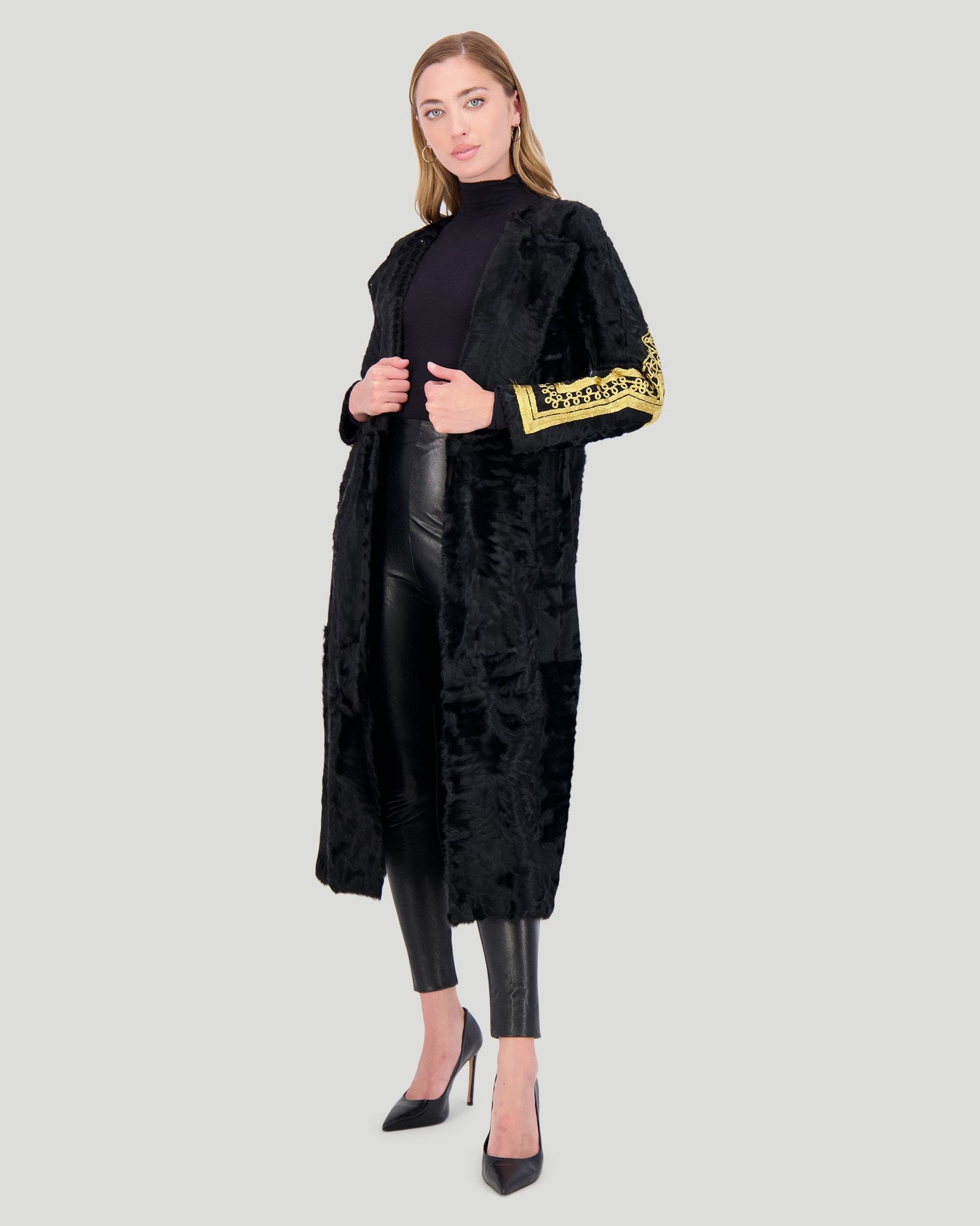 Select Lamb Short Coat With Embroidery | Women | Black x Gold