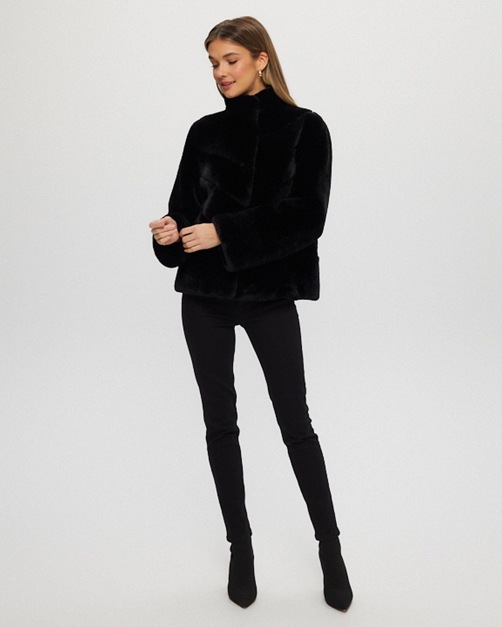 Select Shearling Lamb Chevron Jacket With Horizontal Bottom | Women | Black (V1)