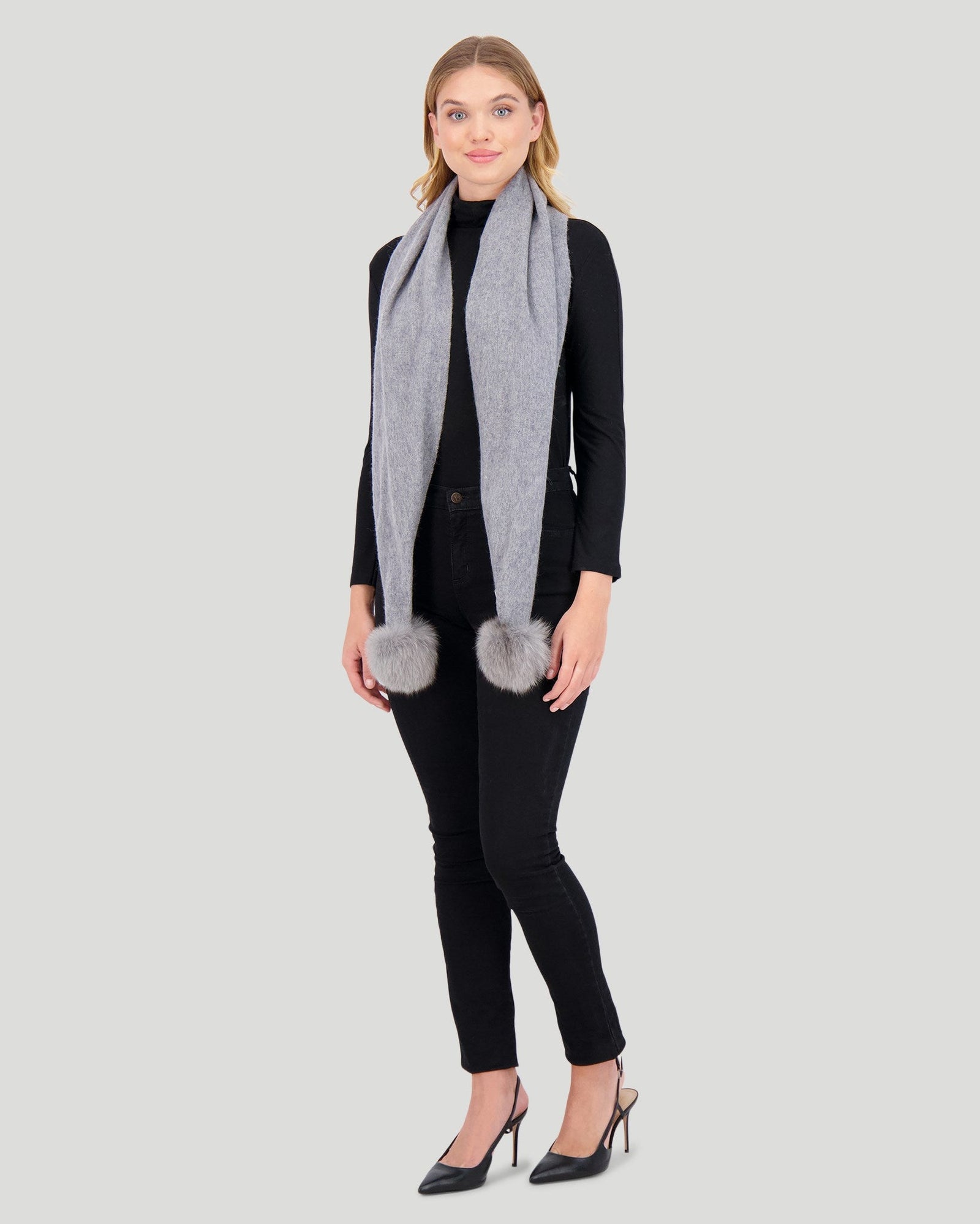 Wool Scarf With Fox Pompom | Women | Light Gray