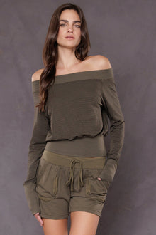 Women | Mini Tonal Stripe Raglan Sleeve Crop Pullover | Olive