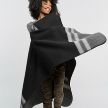 Aspen Cape | Black/Charcoal/Light Grey